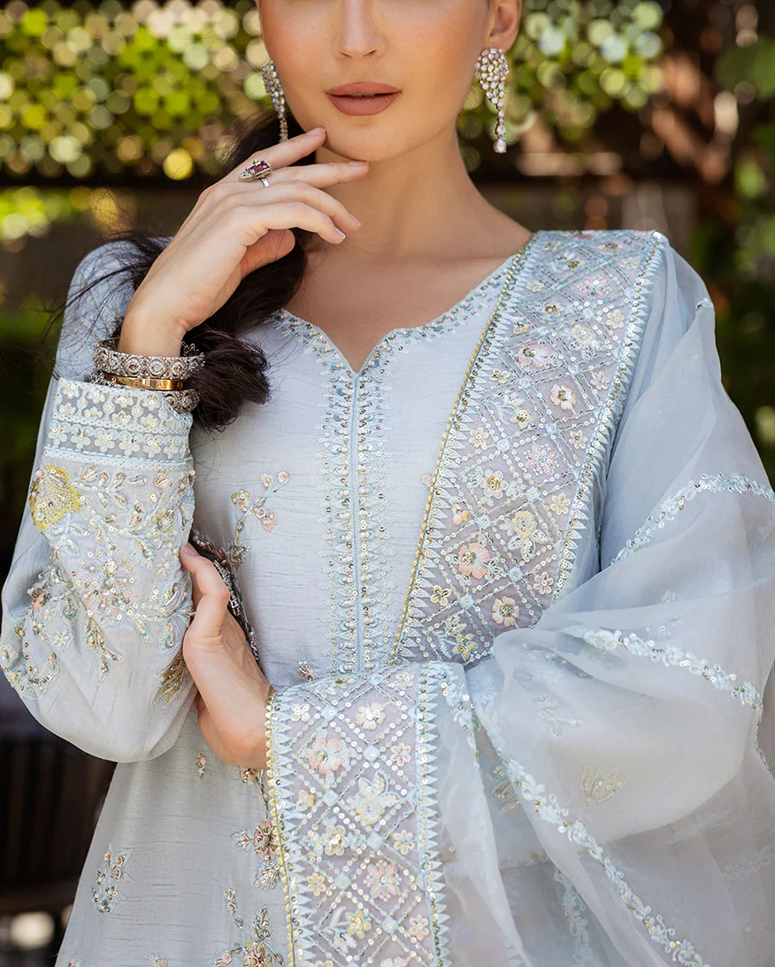 Indira Glow - Image 7