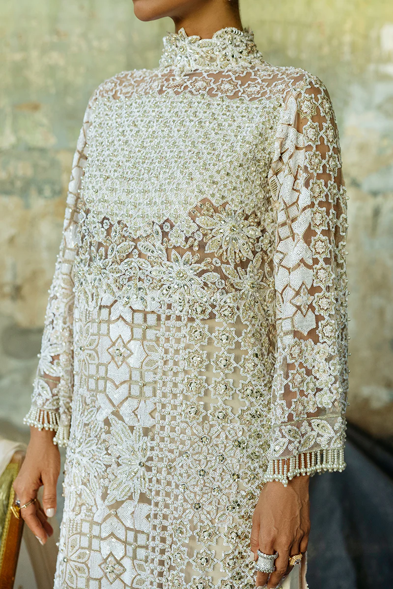 Jasmin - Image 11