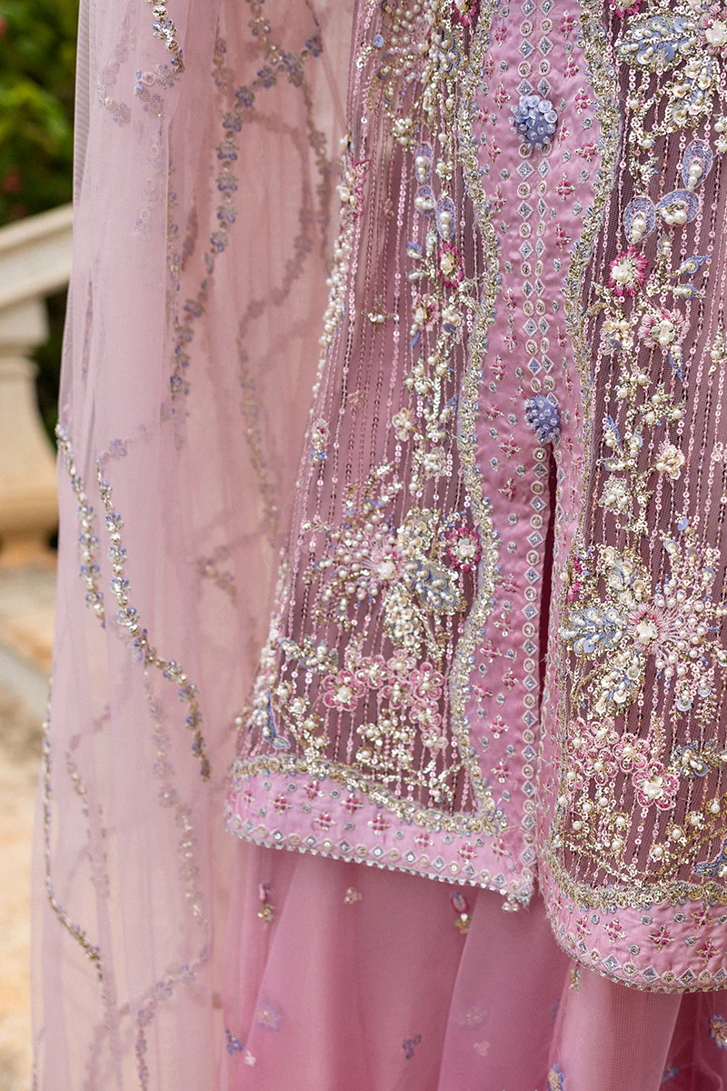 Pretty in Pink - Image 6